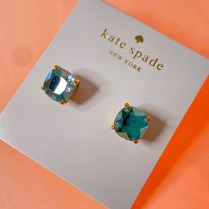 🎄HOLIDAY SALE🎄  Kate ♠️ Green Studs